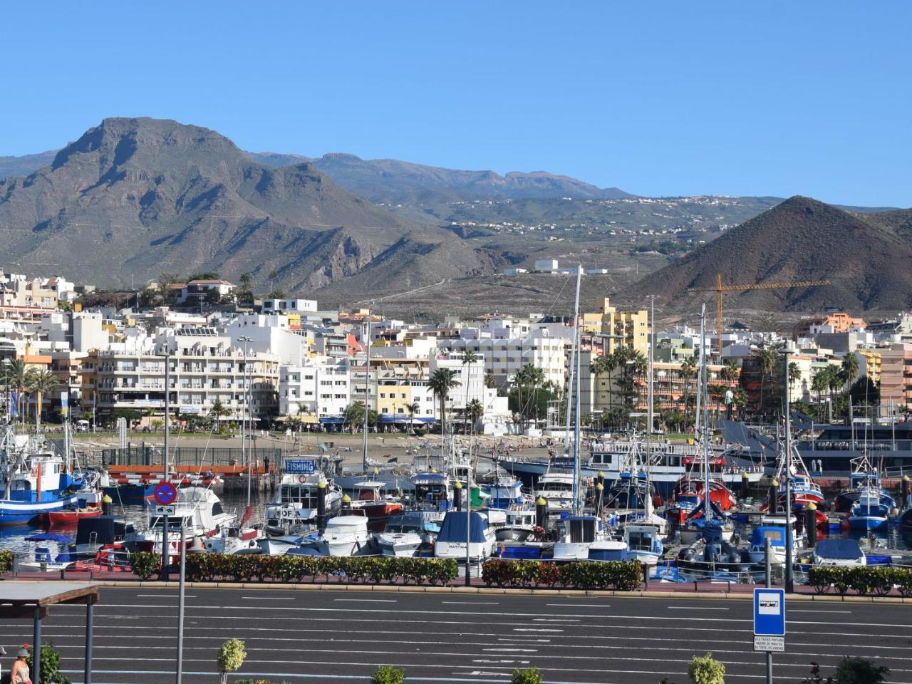 Belvilla By Oyo Beach Lovers Los Cristianos  Exterior photo